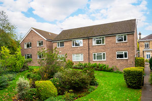 Oakburn Court Broomhall Road